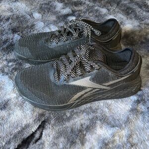 Reebok Nanos, Men’s Size 7.5/Women’s 9